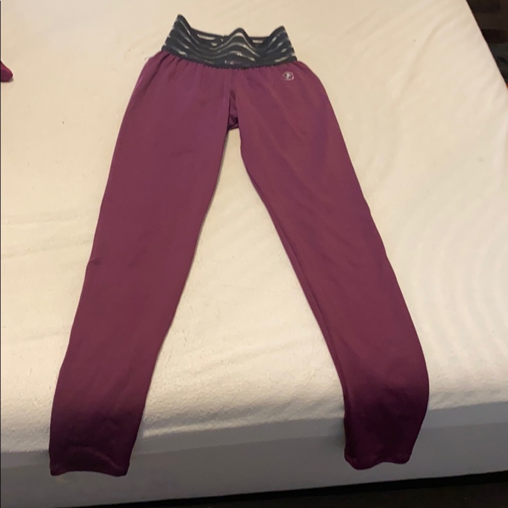 Abs2B Purple (Eggplant) Legging w booty scrunch